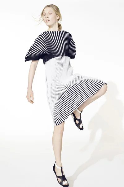 Look 18